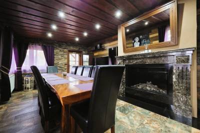 Jedálenské posedenie s krbom, Villa Simona Rajecké Teplice, Rajecké Teplice