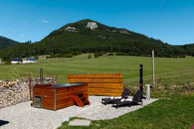 Vírivka s výhľadom, Chalet pod Skalou, Liptovská Anna