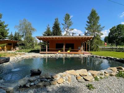 Fínska sauna s jazierkom, Chaty HolidayRaj s wellnessom pri Bešeňovej, Malatíny