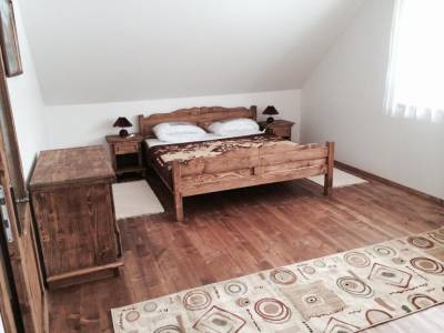 Spálňa s manželskou posteľou, Chata Vločka, Oravská Lesná
