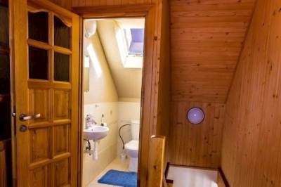 Samostatná toaleta na poschodí, Chaty Liptov - Drevenice, Liptovský Trnovec