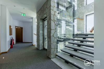 Výťah a schodisko, TATRA SUITES, Vila Himalaya - Senior suite 201, Vysoké Tatry