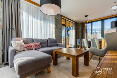 Obývačka s TV, TATRA SUITES, Vila Himalaya - Family suite 101, Vysoké Tatry