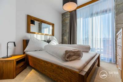 Spálňa 2 s manželskou posteľou, TATRA SUITES, Vila Himalaya - Family suite 101, Vysoké Tatry