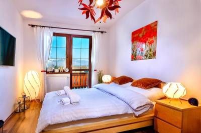 Spálňa s manželskou posteľou, AC Cactus Cozy Apartment Tatry View, Veľká Lomnica