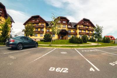 Vonkajšie parkovanie zdarma, AC Apartment High Tatras View - Veľká Lomnica, Veľká Lomnica