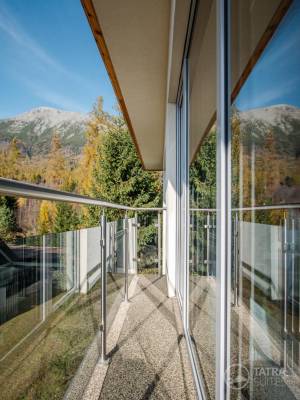 Balkón s výhľadom, TATRA SUITES - Luxury Studio A302, Vysoké Tatry
