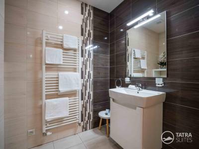 Kúpeľňa so sprchovacím kútom, TATRA SUITES - Lux Smokovec, Vysoké Tatry