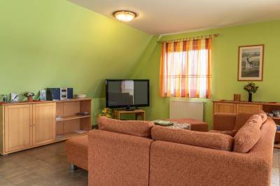 Obývačka s TV, AC Mezonetový apartmán 303, Vysoké Tatry