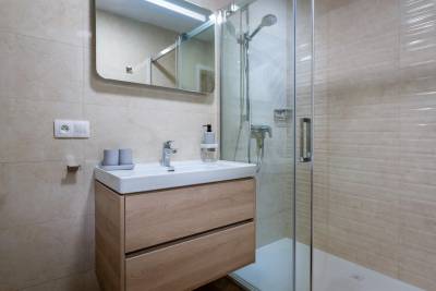 Kúpeľňa so sprchovým kútom, AC Štúdio Maša Armeria Residence, Vysoké Tatry