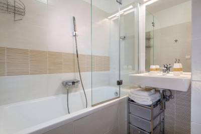Kúpeľňa s vaňou, AC Apartmán Oliver, Vysoké Tatry