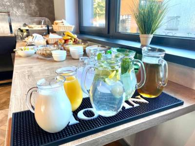 Široký výber nápojov k raňajkám, Hotel Barca, Košice