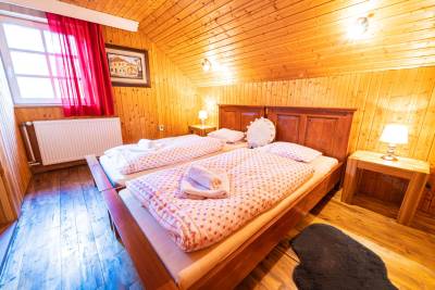 Rodinná izba - spálňa s manželskou posteľou, Zruby Vila Mária, Vysoké Tatry