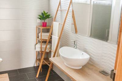 Kúpeľňa so sprchovacím kútom, Dovolenkový dom Active &amp; Relax, Veľká Lomnica