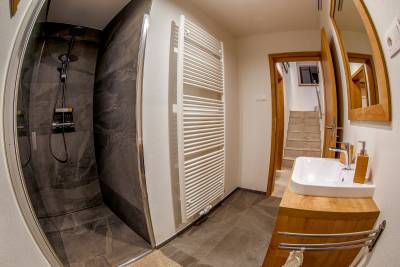 Kúpeľňa so sprchovým kútom, RELAX TATRAS, Stará Lesná