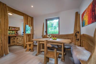 Plne vybavená kuchyňa s jedálenským sedením, Villa Oddy, Stará Lesná