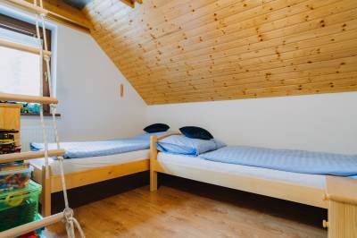 Chalupa Šaling - spálňa s 2 samostatnými posteľami, Chalupa a Drevenica Šaling, Čierny Balog
