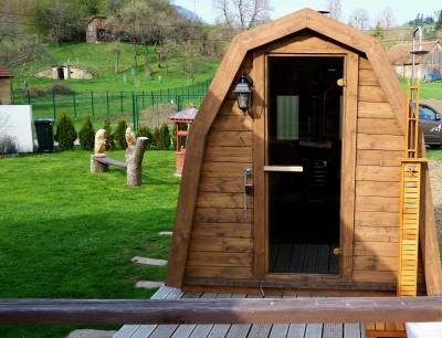 Fínska sauna v záhrade, Chata Cynthia, Bukovina