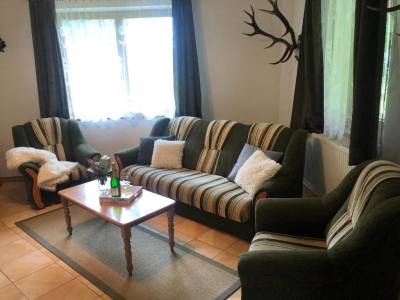 Obývačka s pohodlným gaučom, Villa Lúčky, Lúčky - kúpele, Lúčky