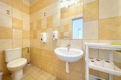 Jednolôžková izba - kúpeľňa s toaletou, PB apartments, Spišská Nová Ves