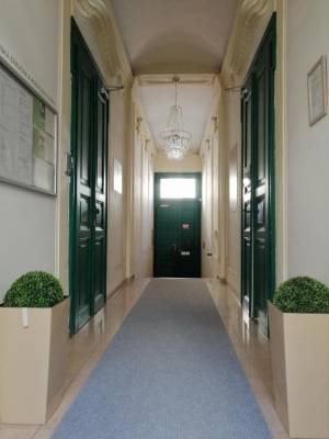 Apartmán s 2 spálňami - vstup do historickej budovy, Entrez Apartment 3 - Historical Centre, Košice