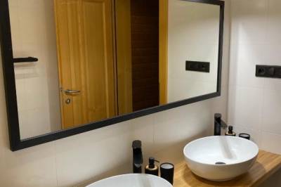 Kúpeľňa s 2 umývadlami, Chalet Tatras, Pribylina