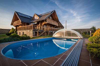 Ubytovanie v Lomnici s bazénom, Luxusný zrub, Veľká Lomnica