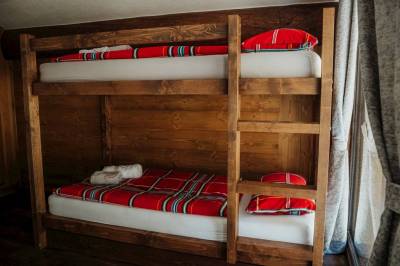 Spálňa s poschodovou posteľou, Mountain Chalets - Chalet U býka, Valča