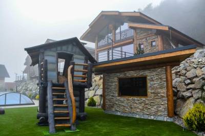 Ubytovanie s detským domčekom, Mountain Chalets - Chalet u medveďa, Valča