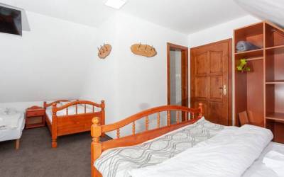 4-lôžková izba s manželskou posteľou a 2 samostatnými lôžkami, Vila Andrea, Ždiar