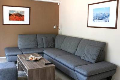 Apartmán Tále - obývačka s rohovou sedačkou, Simply Relax Apartment Resort, Bystrá