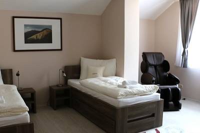 Apartmán Chopok - spálňa s 2 samostatnými lôžkami a masážnym kreslom, Simply Relax Apartment Resort, Bystrá