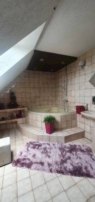 Kúpeľňa s vaňou, Ubytovanie Oslany, Oslany