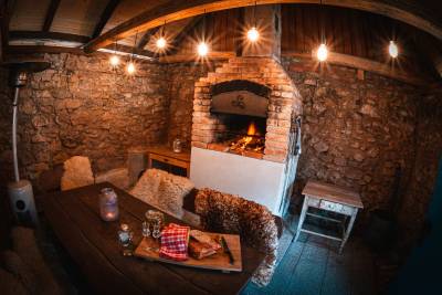 Vnútorný gril so sedením, Chalets Dedinky, Dedinky