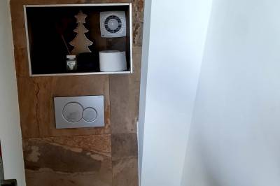 Kúpeľňa s toaletou, Apartmán 17, Vysoké Tatry