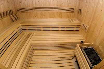 Fínska sauna, Stará Horáreň 1 a 2, Dobšiná