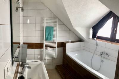 Kúpeľňa s vaňou, Zrub pod Poľanou, Detvianska Huta
