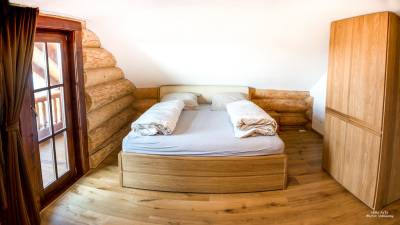 Spálňa s manželskou posteľou, Zrub pod Poľanou, Detvianska Huta