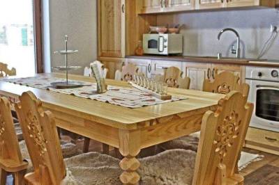 Plne vybavená kuchyňa s jedálenským sedením, Chata u Petrenkov, Turecká