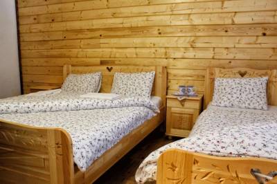 Spálňa s manželskými posteľami, Chata u Petrenkov, Turecká