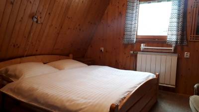 Spálňa s manželskou posteľou, Chata Chládek, Demänovská Dolina