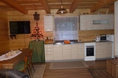 Plne vybavená kuchyňa s jedálenským sedením, Drevenica na Potoku****, Matiašovce