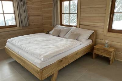 Spálňa s manželskou posteľou, Drevenica Verbena, Liptovský Mikuláš