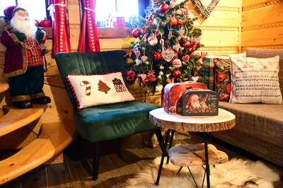 Chalúpka VEĎveďŠAKšak, Nižná Boca