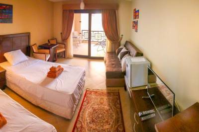 Apartmán 209 H - izba s manželskou posteľou a samostatným lôžkom, Apartmány Samra Bay Resort &amp; Aquapark v Hurghade, Hurgada