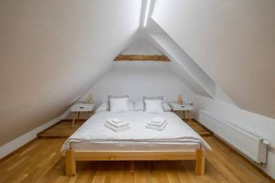 Spálňa s manželskou posteľou, Ubytovanie Barbakan, Kremnica