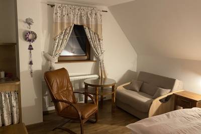 Izba Flowery s manželskou posteľou a prístelkou, Chata Dolina v Bachledke, Ždiar