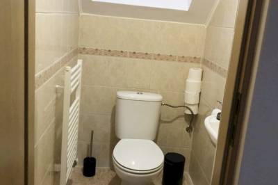 Samostatná toaleta, Chata Javor, Veľká Lomnica