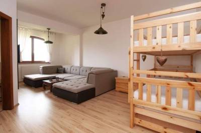 Apartmán Komfort - rozkladací gauč a poschodová posteľ, APARTMÁNY SILEAS, Veľká Lomnica