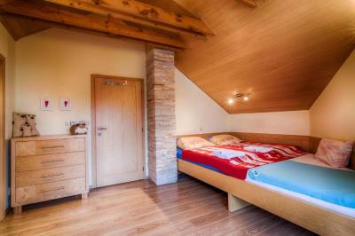 Spálňa s manželskou posteľou, Vila Studienka, Vysoké Tatry